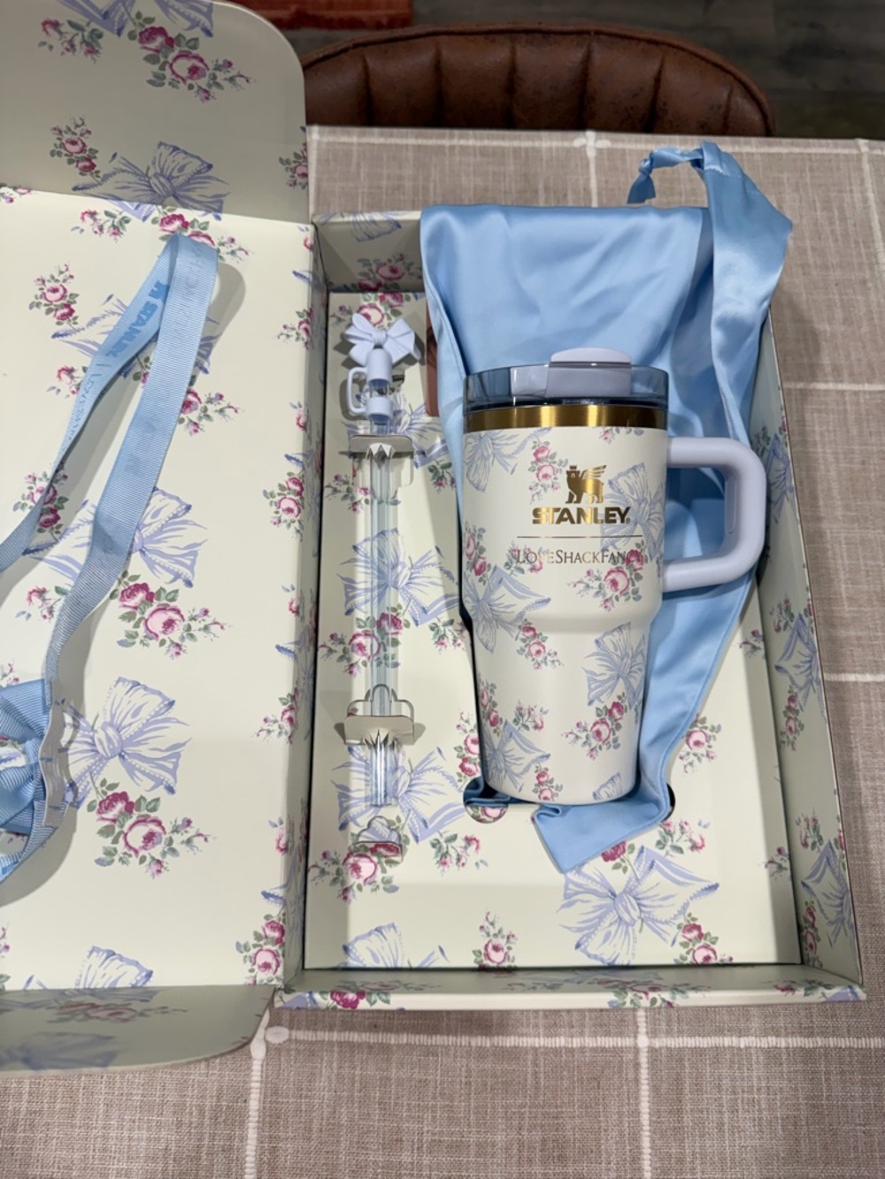 LoveShackFancy x Stanley 20oz Rosa Beaux Blue